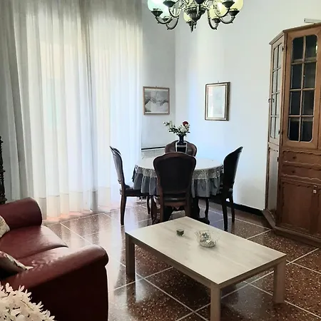 La Casa Di Adriana Apartment *